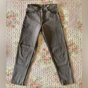 Orange tab Levi’s 550 jeans